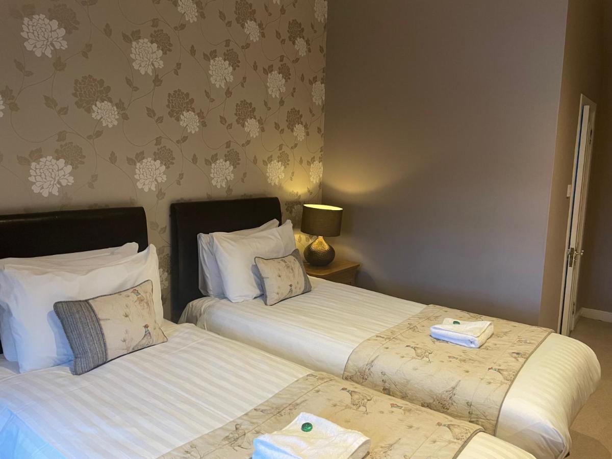 Glen Clova Hotel & Luxury Lodges Millton of Clova المظهر الخارجي الصورة